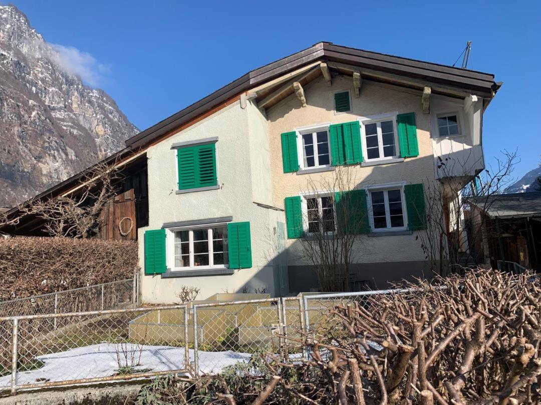 Appartamento Revier Grosi'S Art Netstal Esterno foto